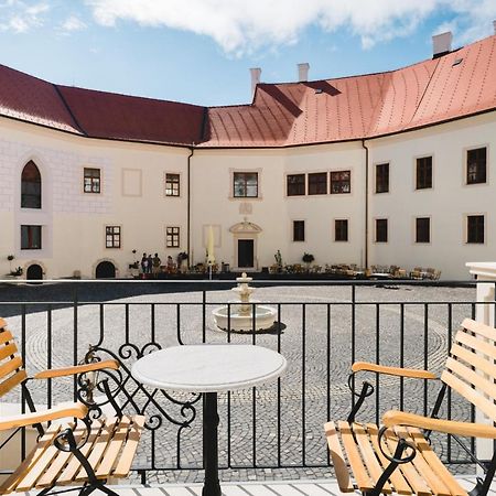 Palace Art Hotel Pezinok Eksteriør bilde