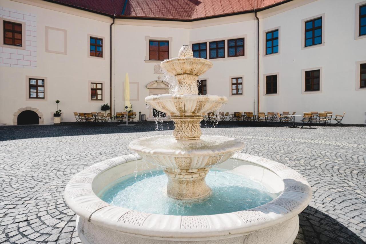 Palace Art Hotel Pezinok Eksteriør bilde