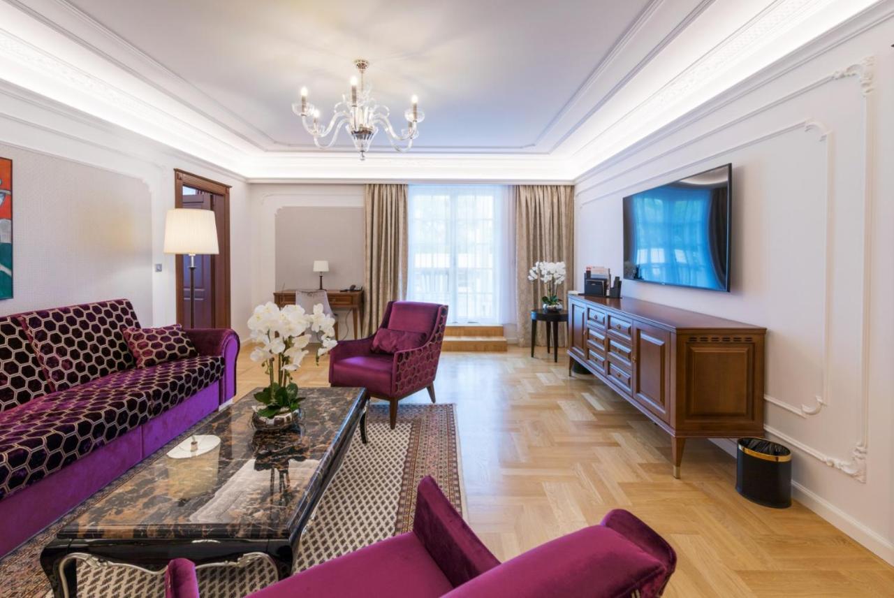 Palace Art Hotel Pezinok Eksteriør bilde